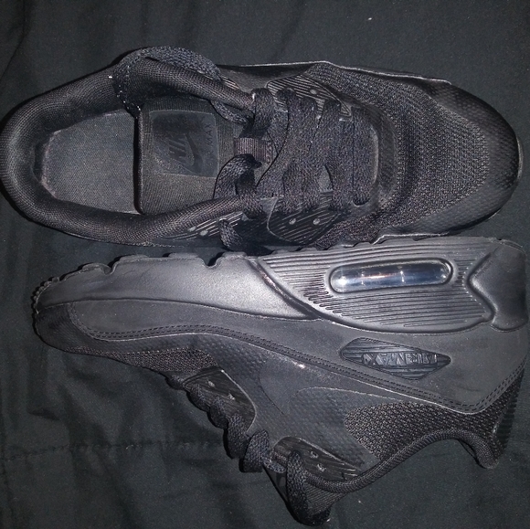 Air Max 90 - Picture 2 of 5